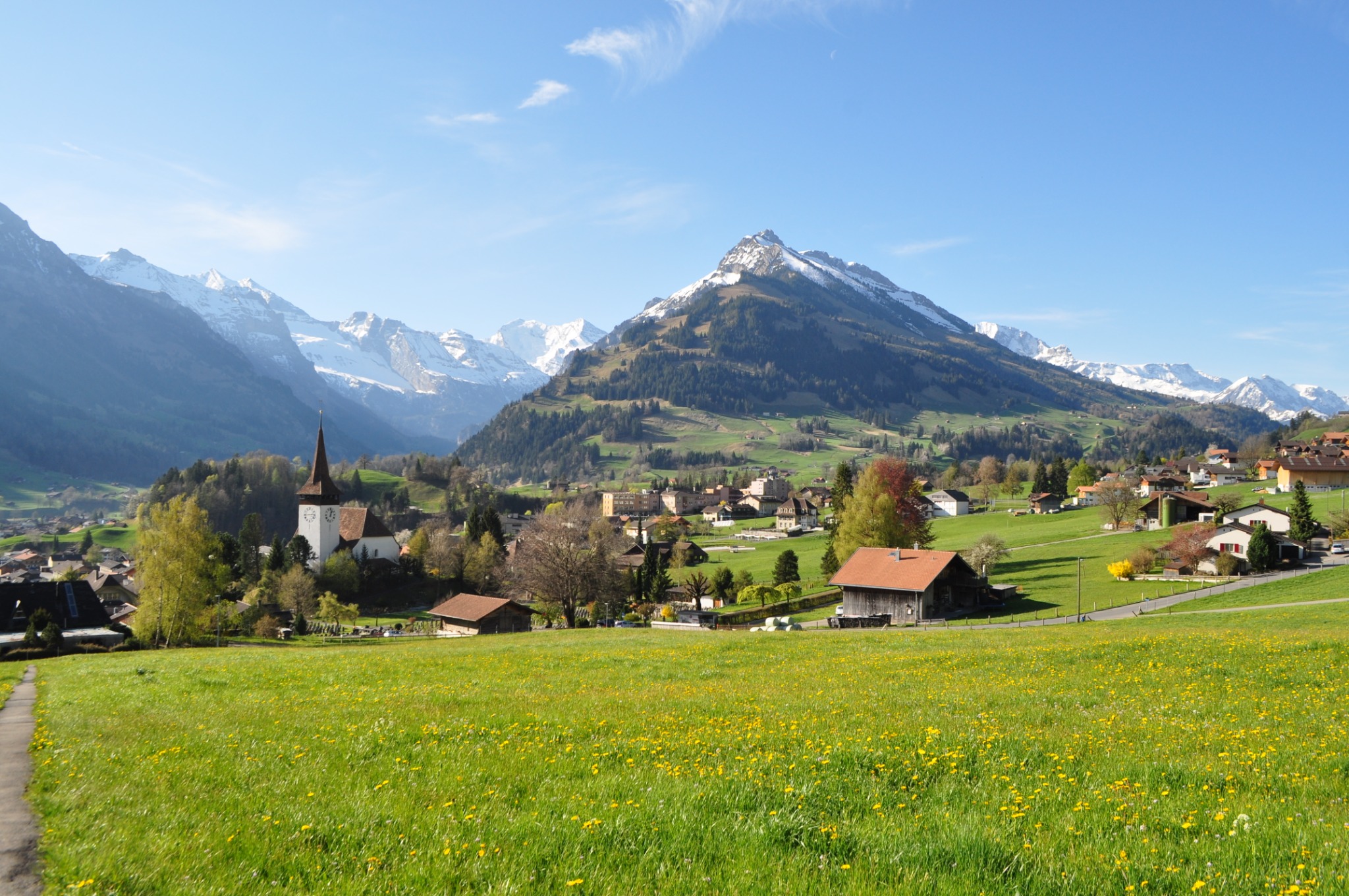 frutigen tourist information